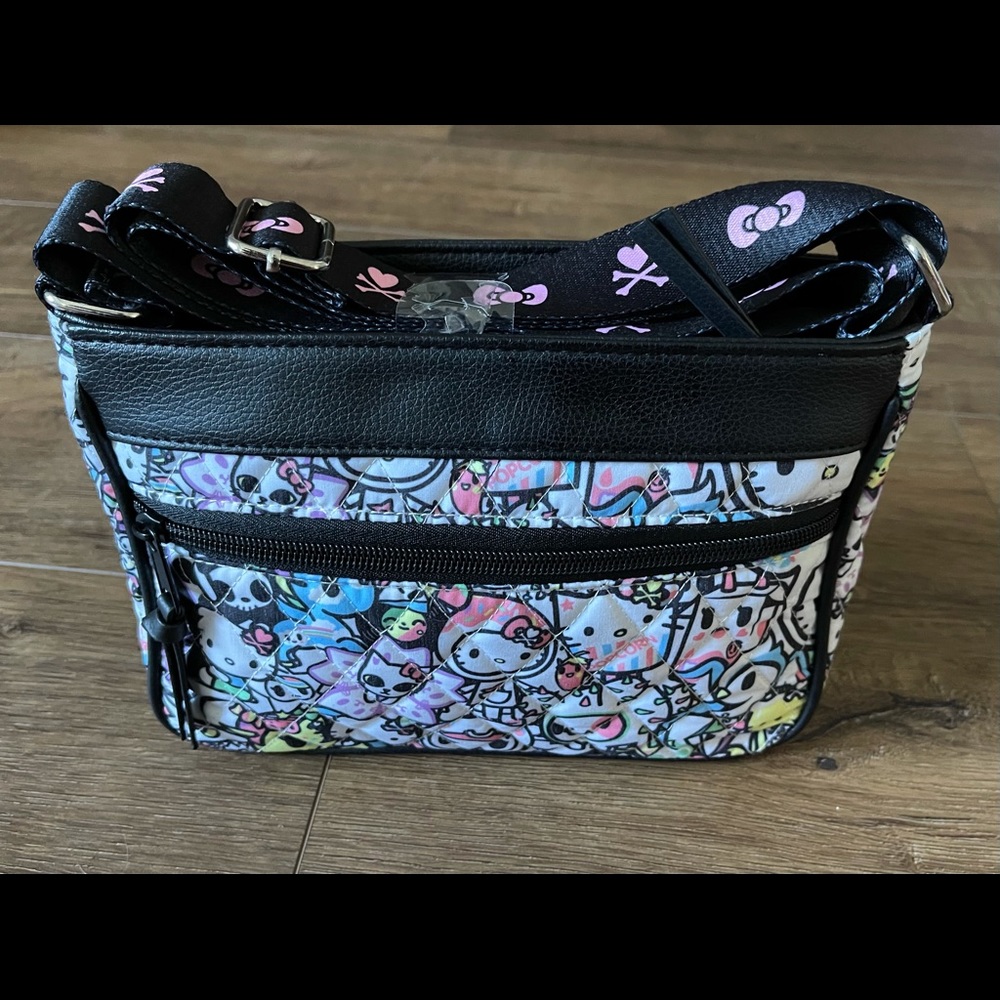 HELLO KITTY & TokiDoki-Imported (NWT) Crossbody Handbag - Picture 8 of 16